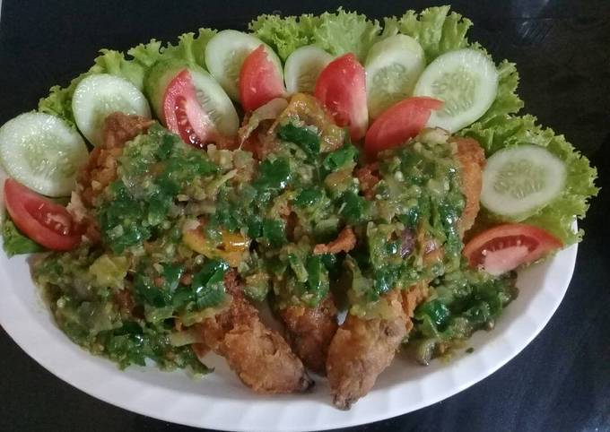 Resep Ayam Geprek Sambel Hejo Oleh Tati Noerh Cookpad