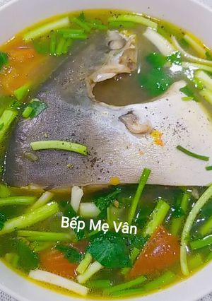 Hình của món Canh cá chim nấu cà chua.