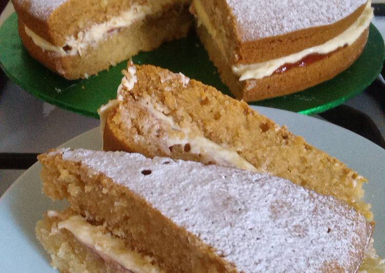 Recipe: Delicious Vickys &#39;Free-From&#39; Victoria Sponge Cake, GF DF EF SF NF