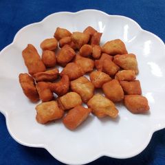 A picture of Crunchy Chin Chin.