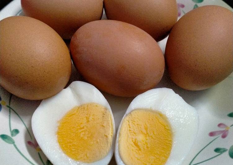 Bagaimana Bikin Telur Rebus Kilat Cuma 5 Menit Enak dan Antiribet
