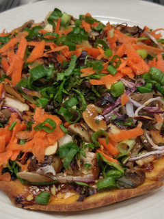 A picture of Thai Chicken Flat Bread.