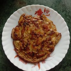 A picture of Spanish omelette (Tortilla de patatas).