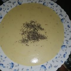 A picture of Potatoes,butter soup.