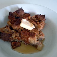 A picture of Mom's Bread Pudding.