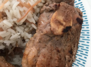 Una foto de Chuletas al ajillo