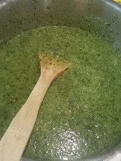 A picture of Watercress soup.