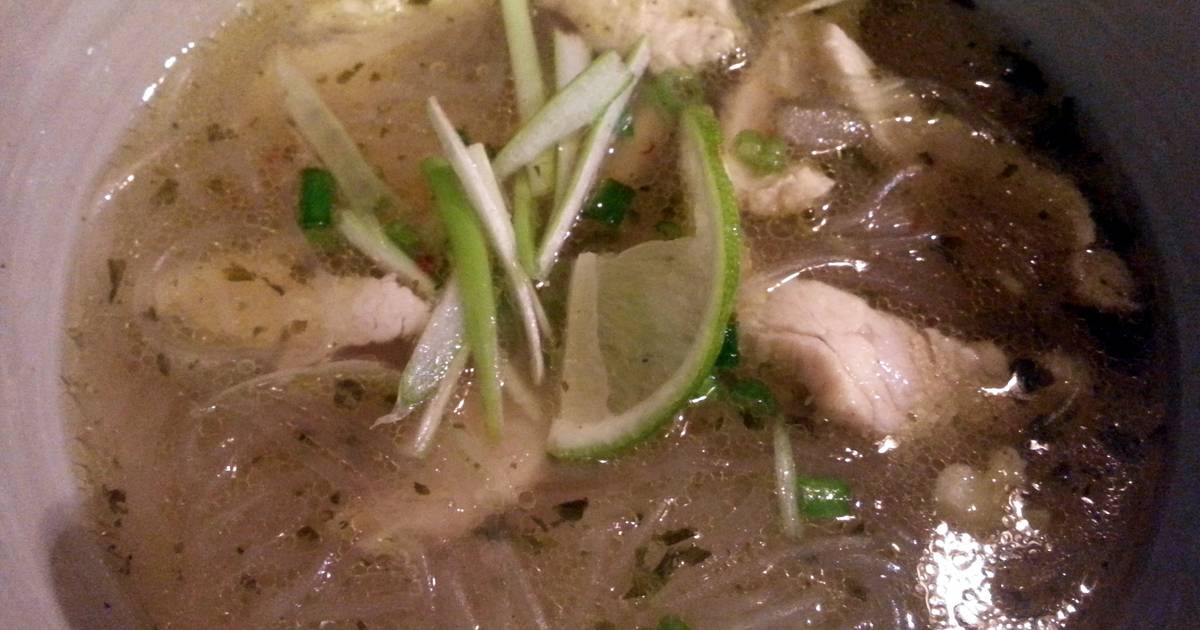 Spicy Vietnamese Chicken Soup Recipe by laldridge77 - Cookpad