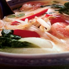 A picture of Shrimp & Bok Choy Soup.