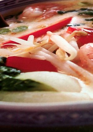 A picture of Shrimp & Bok Choy Soup.
