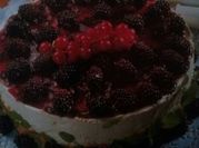 Una foto de tartas sin horno en vaso