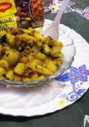 फ्राई आलू (fry aloo recipe in Hindi) रेसिपी मुख्य फोटो