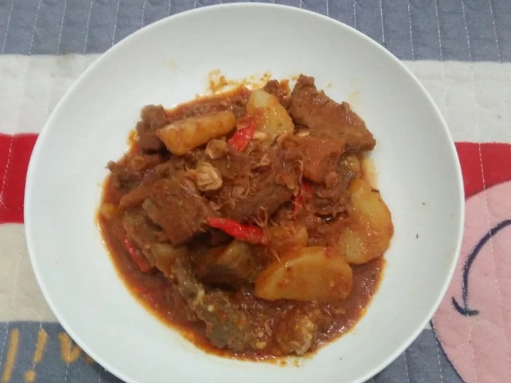 Langkah Mudah untuk Menyiapkan Resep Krengsengan daging sapi dan kentang yang Uenak Anti Ribet, Bisa Manjain Lidah