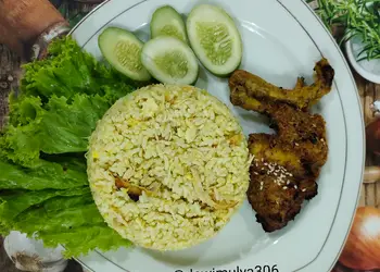 Resep Unik Nasi goreng spesial ayam taliwang Ala Restoran