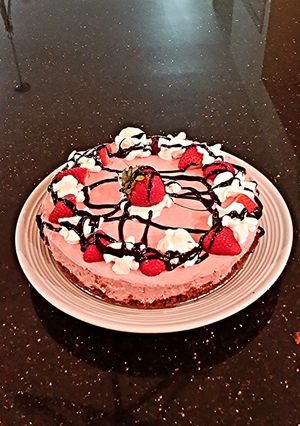 A picture of Strawberry Cream Torte.