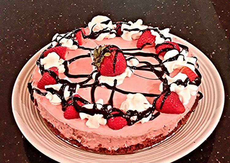 Simple Way to Prepare Super Quick Homemade Strawberry Cream Torte