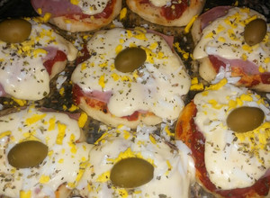 Una foto de Pizzetas caseras