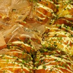 A picture of Crisp and Creamy Osaka-style Seafood Takoyaki.