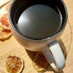 A picture of Turmeric ginger tea.