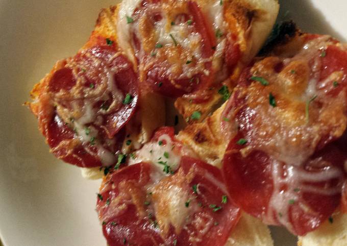 Step-by-Step Guide to Make Homemade Mini Pizza Bites