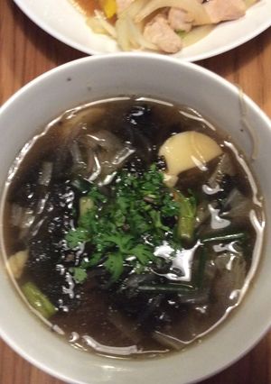 A picture of Thai-style Seaweed Soup.