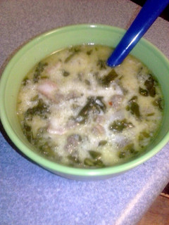 A picture of Zuppa Toscana Crockpot Soup.