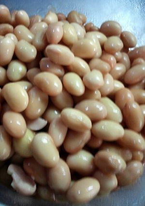 A picture of An Easy Way To Rehydrate Soybeans.