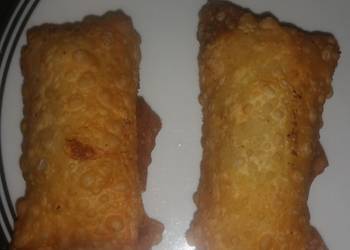 How to Cook Perfect Brathot dog cheesy egg rolls