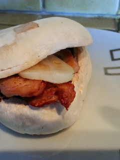 A picture of Mushroom sandwich.