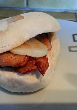 A picture of Mushroom sandwich.