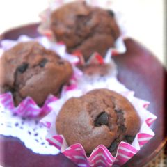 A picture of Easy Chocolate Cupcakes.