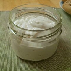 A picture of Vegan 2-Minute Mayo.