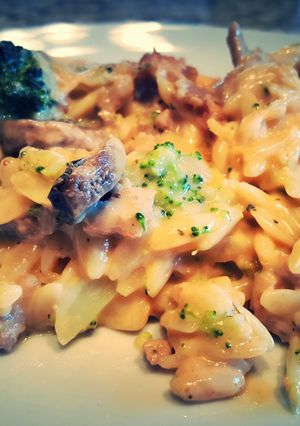 A picture of Orzo broccoli casserole.