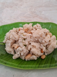 रवा उपमा (rava upma recipe in Hindi) रेसिपी मुख्य फोटो