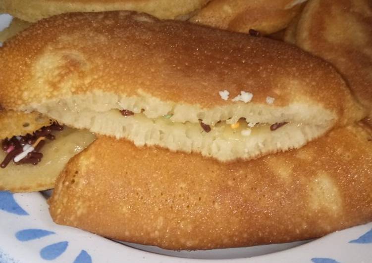 Resep Martabak Manis Sederhana Ala Rumahan Oleh Ibu Bibie Shaf Cookpad