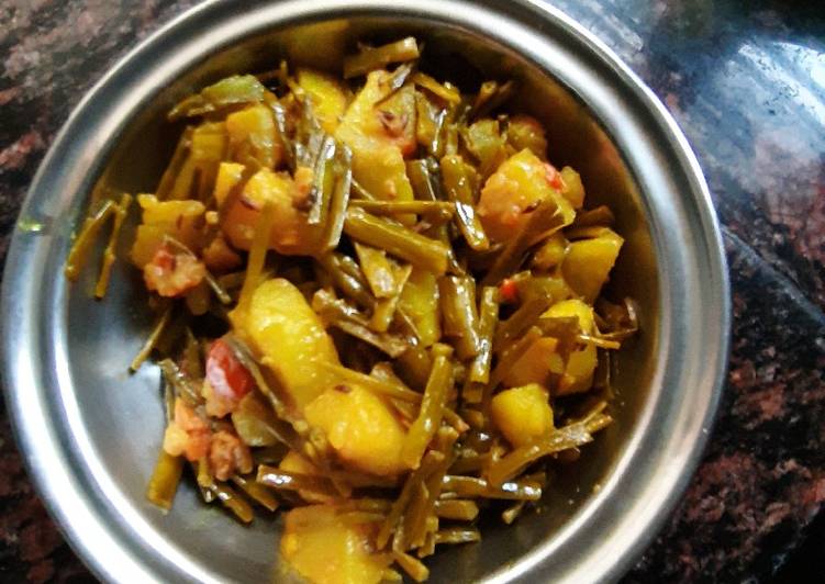 Step-by-Step Guide to Make Speedy Aloo moongre ki sabzi