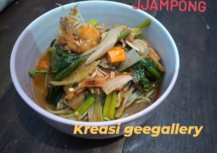 Resep Jjampong/mie korea pedas yang Bikin Ngiler
