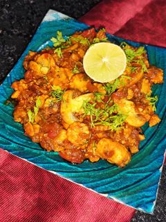 मशरूम बेबीकॉर्न स्पायसी स्टीर फ्राय (Mushroom babycorn spicy stir fry recipe in marathi) रेसिपी चे मुख्य फोटो 