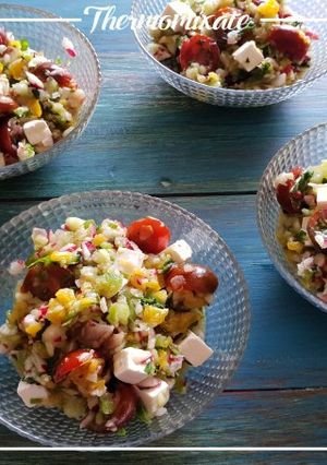 Foto principal de Ensalada de pepino, rabanitos y pimientos con Thermomix
