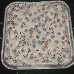 A picture of Ice cream sandwich cake.