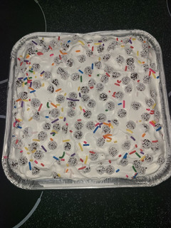 A picture of Ice cream sandwich cake.