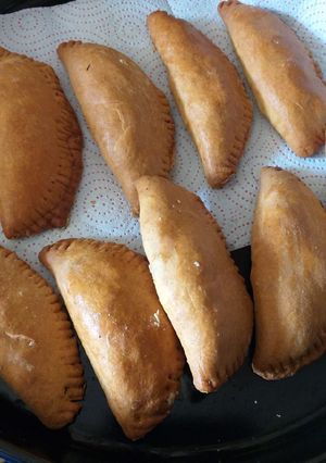 A picture of Kenyan meat pie.