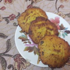 A picture of Makki ki Poori.