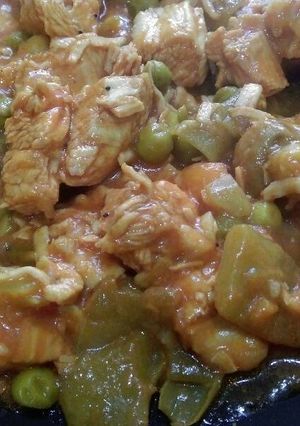 Foto principal de Cerdo guisado con menestra