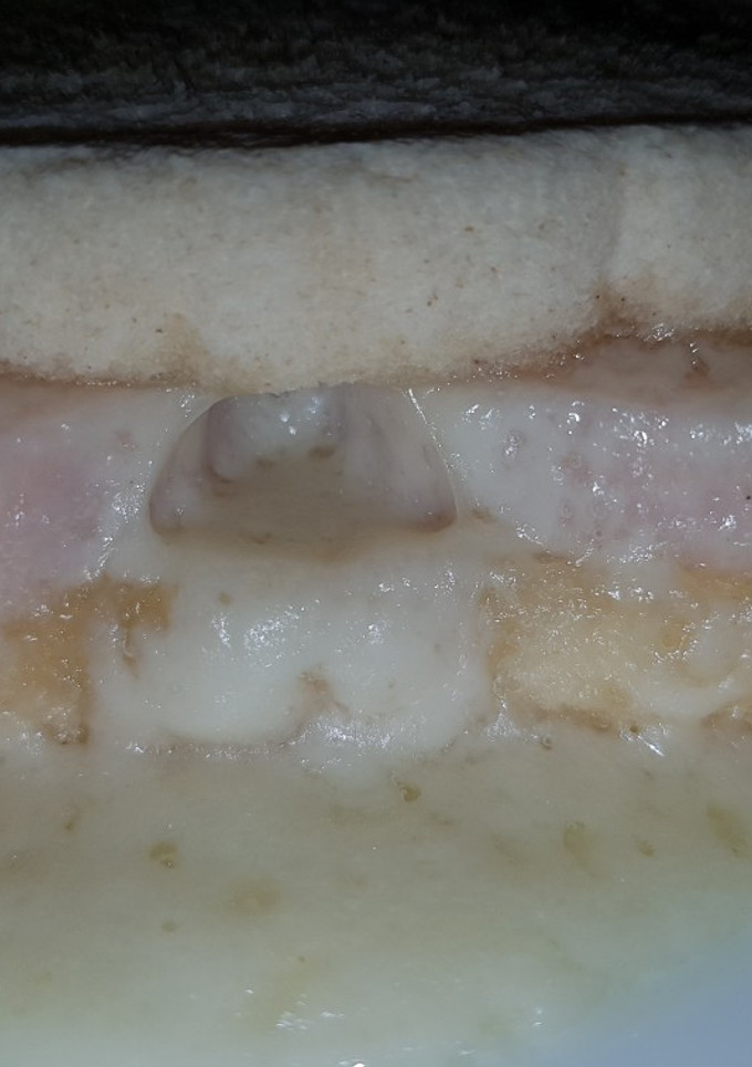 Una foto de Sándwich rápido de Pavo y Queso!!🍞🧀🍗