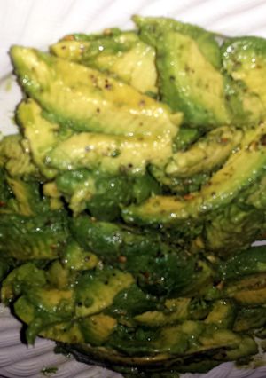 A picture of Plain avocado salad.