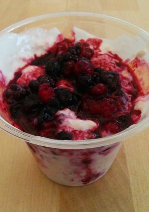 A picture of Berry Bircher Pot.