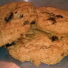 A picture of Killer Chocolate Chip Cookies.