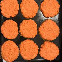 Foto principal de Hamburguesas de pollo, morrón y zanahoria 🍔