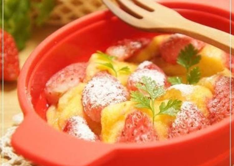 Steps to Prepare Perfect Microwaved Strawberry Bread Pudding